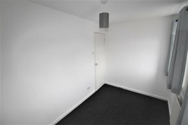 Front Bedroom (c) 