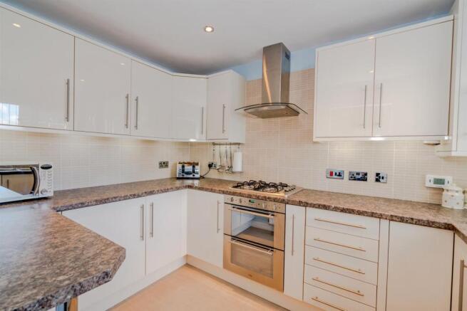 Mill Crescent, Canno