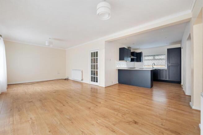 Kitchen-Family Room