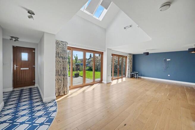 2 bed Detached for sale Image 5