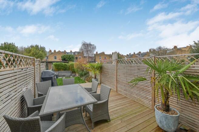 Burntwood Lane, Earlsfield, London, SW17 photo 4