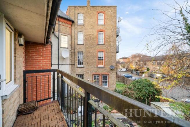 Flat 1, Elliot Court N15 4UD-9.jpg