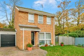 41, Stace Way, Pound Hill, Crawley RH10 7YN