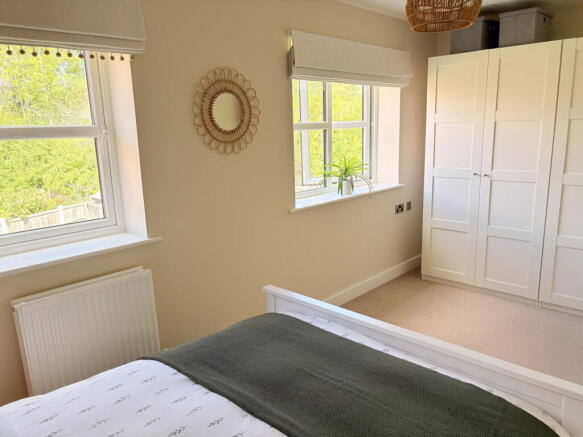 2 bed Town House for sale Image 12