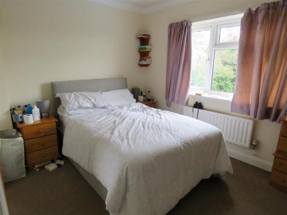 Bedroom 1.JPG
