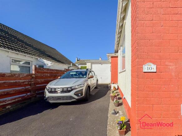 10 Eskdale Road, Onchan photo 4
