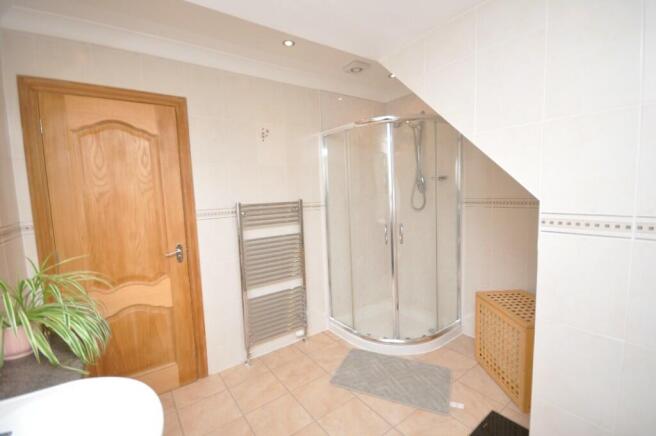 En Suite - Bedroom 1