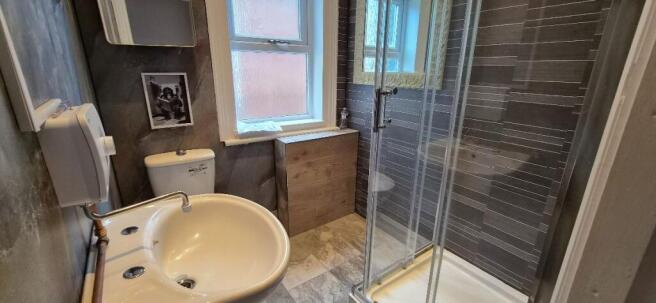 1 bed Flat to rent Image 8