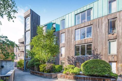 16 Balham Grove, Balham, SW12