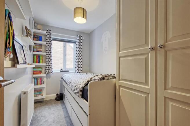 Bedroom 4.jpg