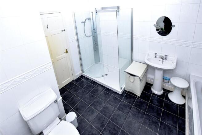 2nd Bathroom