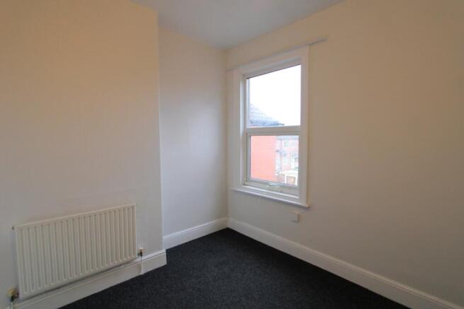 2 bed Terraced for sale Image 9