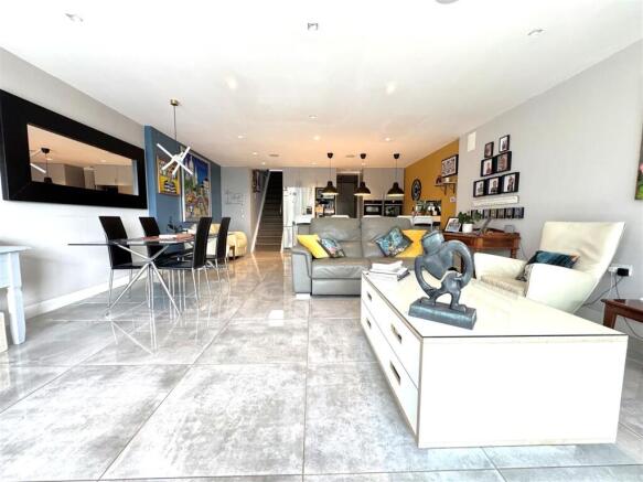 Open Plan Kitchen/Reception Area