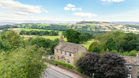 Heath Bank House, The Village, Farnley Tyas, HD4