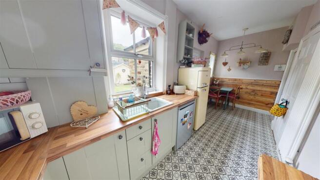 2 bed End of Terrace for sale Image 6
