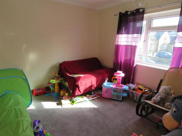 bed 2.JPG