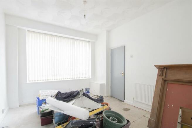 Lounge/Kitchen