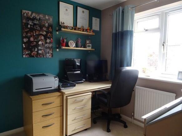 Bedroom 4/Study