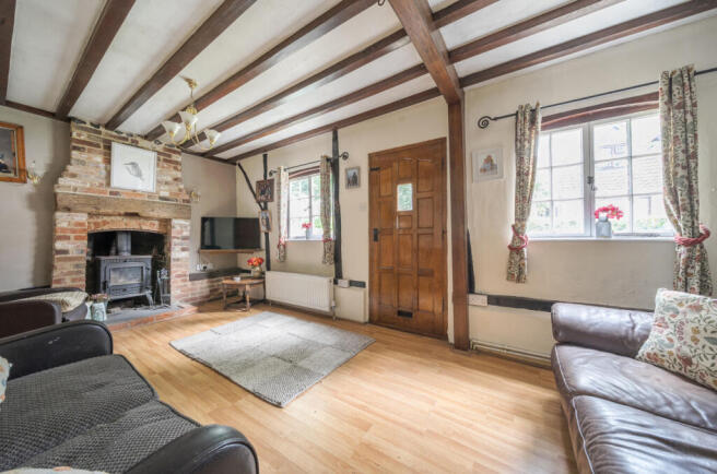 1327198-9-689cf1d...