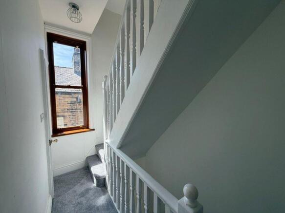 3 bed Terraced for sale Image 12