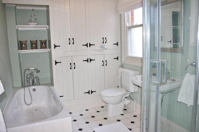 Photo 8