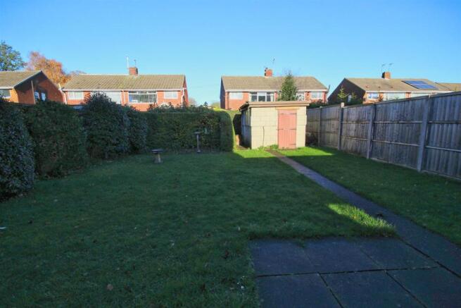 Garden to the rear