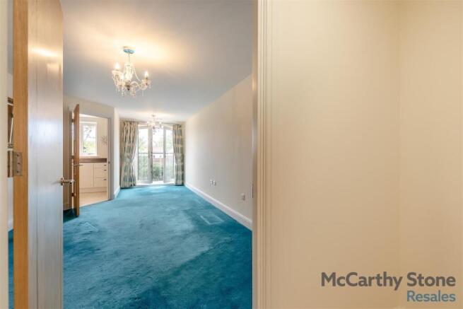 8697479-interior07.jpg
