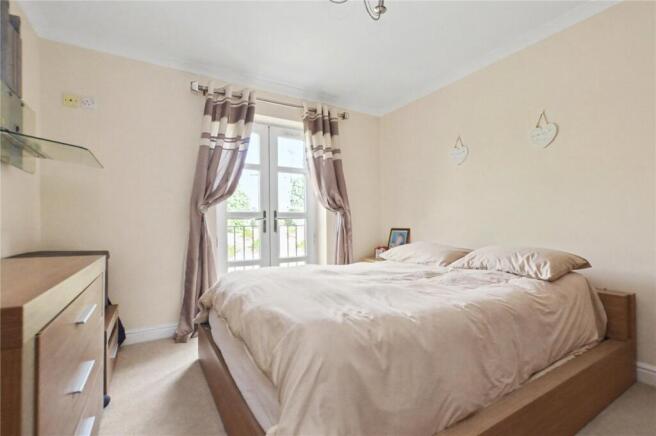 2 bed Apartment for sale Image 4