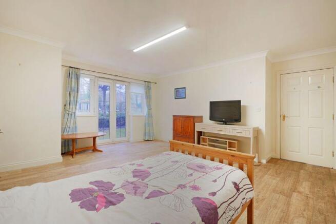 Main Bedroom 