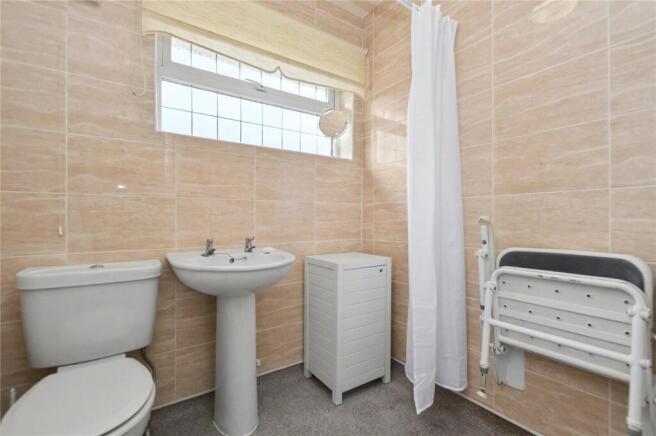 2 bed Bungalow for sale Image 6