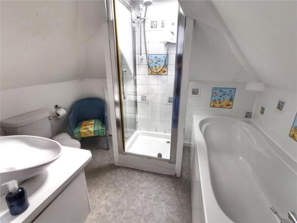 Ensuite Bathroom