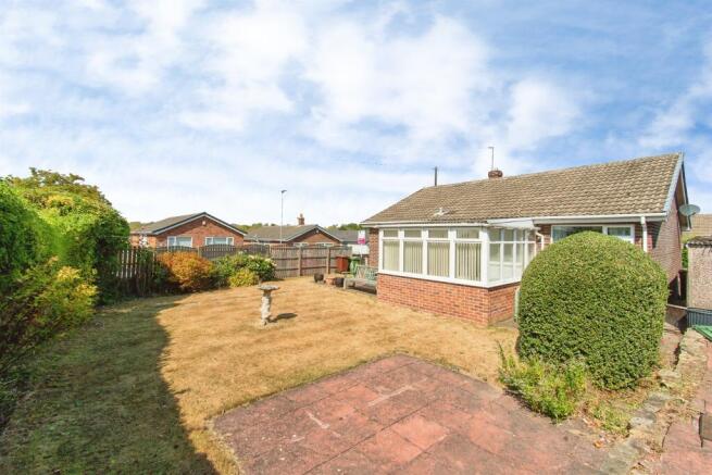 2 bed Detached Bungalow for sale Image 9