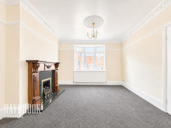 4 bed Detached for sale Image 10