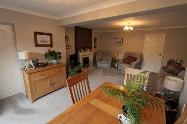 Lounge C