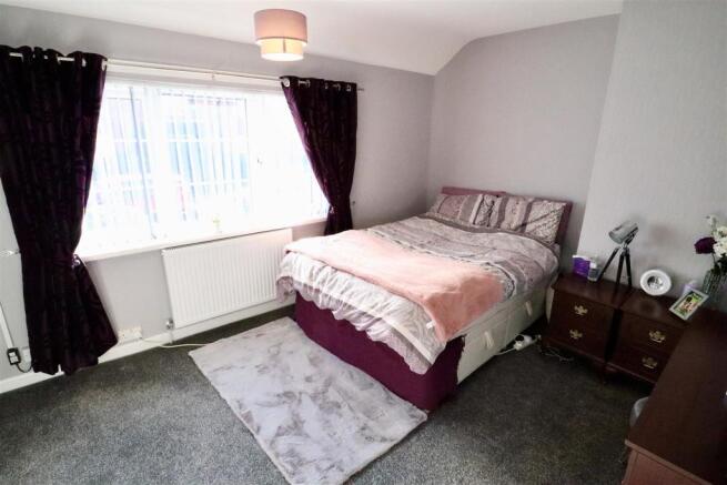 Master Bedroom 1.JPG