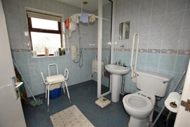 W/C Shower Room