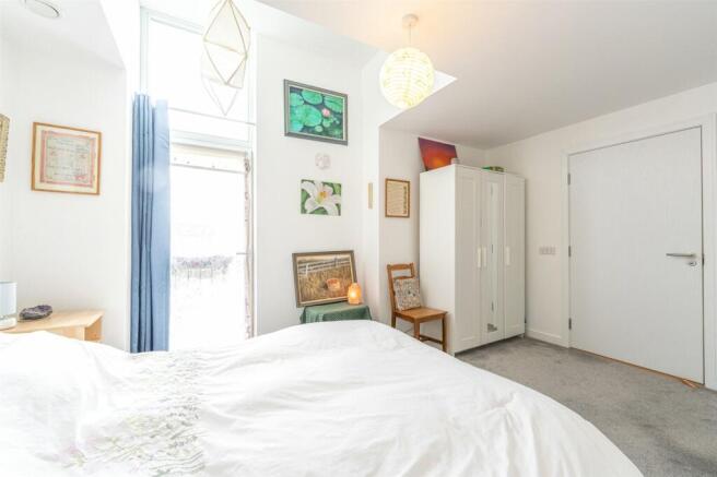 Bedroom 1 Alt