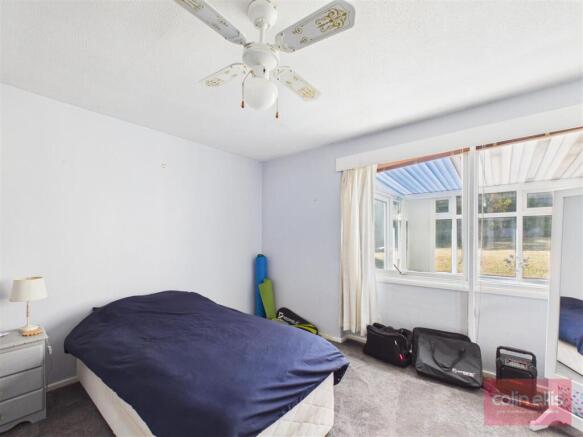 2 bed Semi-Detached for sale Image 10