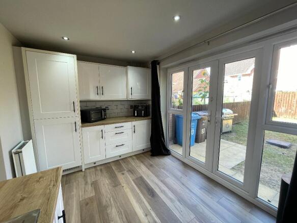 2 bed Semi-Detached for sale Image 4
