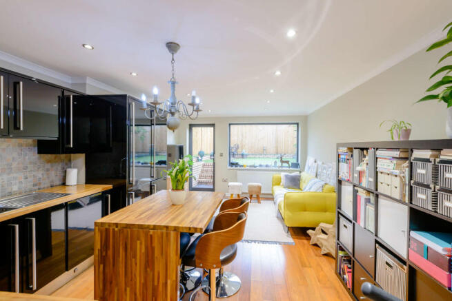 8487204-interior04-800