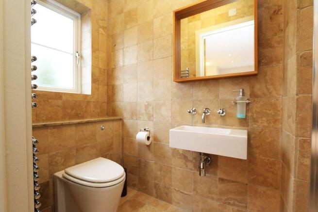 Bedroom 2 En-suite