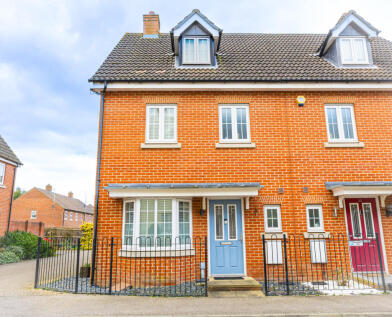 Livings Way, Stansted, Essex, CM24