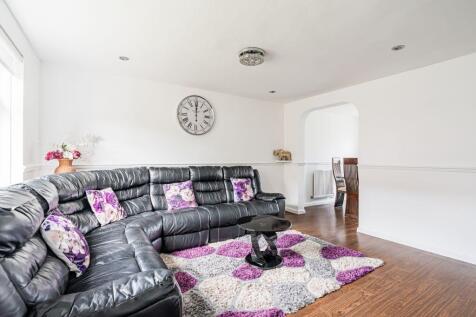 142 Gilmerton Dykes Road, Edinburgh, EH17 8PE