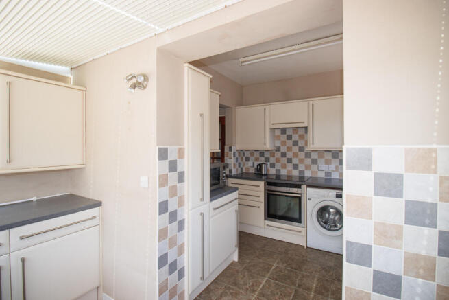 3 bed Semi-Detached for sale Image 12