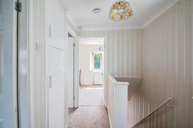 3 bed Semi-Detached for sale Image 11
