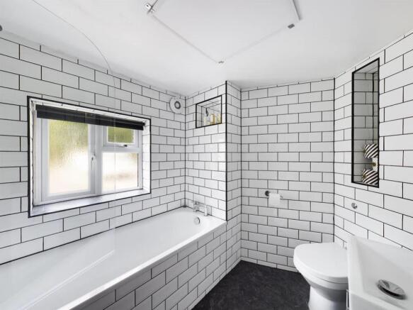 BATHROOM (2)