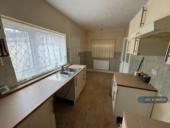 3 bed End of Terrace to rent Image 5