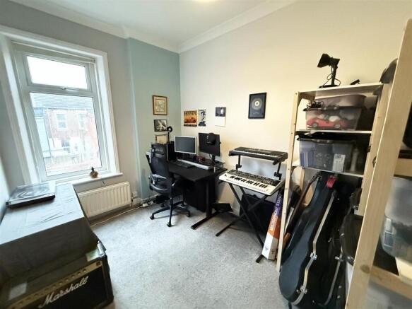 Bedroom 3.jpg