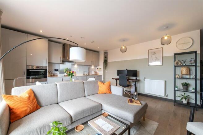 Lounge/Kitchen