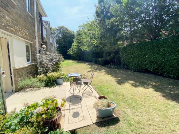 1 bed Apartment for sale Image 8